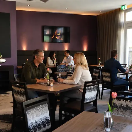 Otel Gruettner Mit Eigenem Sole Thermal Schwimmbad 32 Grad Und Saunalandschaft *