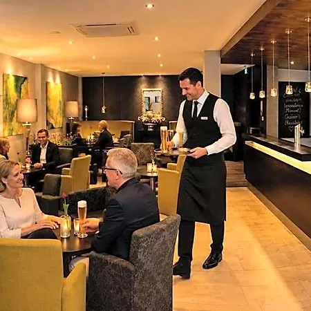 Hotel Gruettner Mit Eigenem Sole Thermal Schwimmbad 32 Grad Und Saunalandschaft *