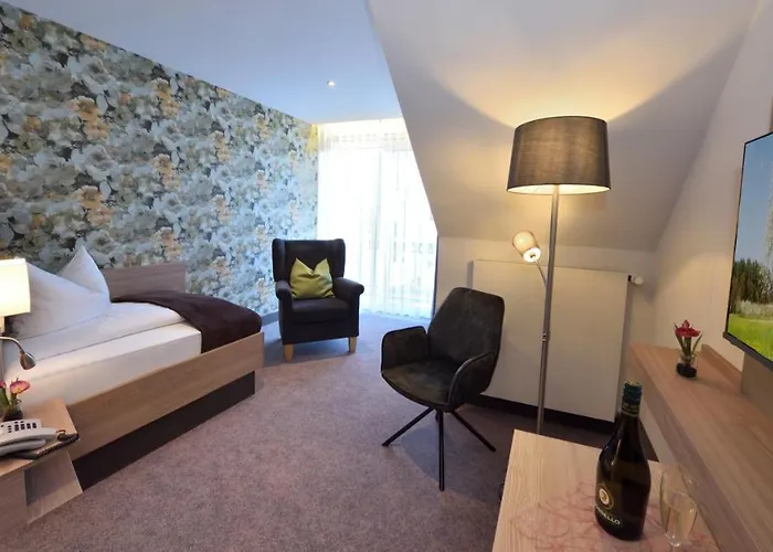 Gruettner Mit Eigenem Sole Thermal Schwimmbad 32 Grad Und Saunalandschaft Westernkotten