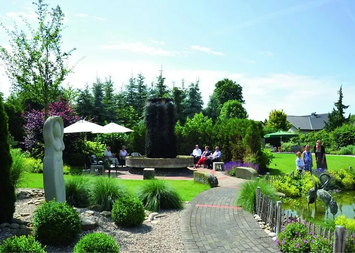 Gruettner Mit Eigenem Sole Thermal Schwimmbad 32 Grad Und Saunalandschaft *